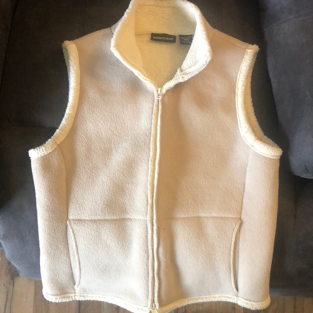 Express vest
